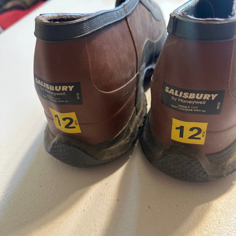 Salisbury Overshoes Mens 12 Brown Rubber Safety Boots 20kV Buckle 4125 - Picture 3 of 8